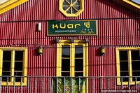Larger version of Kuar Restaurant and Bar in Ushuaia (1900) for seafood, king crab, prawns, salmon, lamb and pizza!