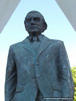Monumento de Gilberto Cortez Millares en Villazon, alcalde. Bolivia, Sudamerica.