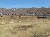 Larger version of View of Desaguadero, half in Bolivia, half in Peru.