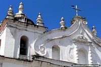 La parte superior de la fachada de la iglesia Igreja da Sé en Belem. Brasil, Sudamerica.