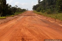 Brazil Photo - The dirt road lasts for about 3hrs during the trip from Macapa to Oiapoque.