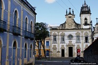 Igreja da nossa senhora do Monte Carmel (Carmo) e o quarto de telha azul em Joao Pessoa. Brasil, América do Sul.