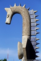 Caballito del mar de cerámica con una espalda puntiaguda, A Pedra do Reino, un monumento en João Pessoa. Brasil, Sudamerica.