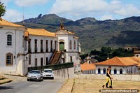 O Museu de Ciência outrora o Palácio de governadores em Ouro Preto. Brasil, América do Sul.