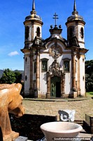 Versão maior do A igreja do Santo Francis of Assisi (1766), popular para phptpgraphs em Ouro Preto.