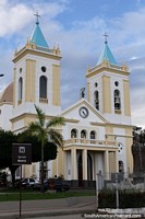 Versión más grande de Iglesia Matriz (Catedral del Sagrado Corazón de Jesús), Porto Velho, fundada y construida 1917-1927.