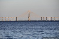 Versión más grande de Puente sobre el río Negro en Manaus, inaugurado en 2011.