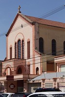 Igreja Imaculada Conceicao em Corumbá com uma fachada laranja. Brasil, América do Sul.