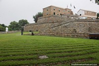 Larger version of Sao Jose da Ponta Grossa Fort built in 1740 in Florianopolis.