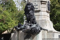 Larger version of Bronze lions, monument and tomb of General Bento Goncalves da Silva in Rio Grande.