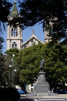 Catedral de Uruguaiana na Praça Barão do Rio Branco.