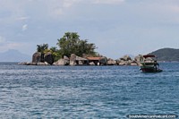 Stonehenge island in Paraty, a mystery that remains unsolved.