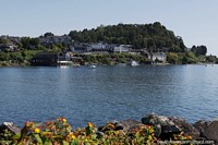 Larger version of Lakefront area in Puerto Varas with apartments near the water.