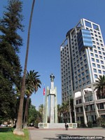 Monumento a las Policías en Santiago, 'Carabineros de Chile'. Chile, Sudamerica.