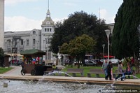 Edificios históricos alrededor de la Plaza de Armas en Osorno. Chile, Sudamerica.