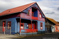Osorno tiene buenos ejemplos de casas de madera Alemanas construidas por los primeros inmigrantes. Chile, Sudamerica.