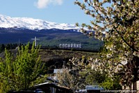 Mirador de la Cruz, sube para ver las excelentes vistas de Cochrane y sus alrededores. Chile, Sudamerica.