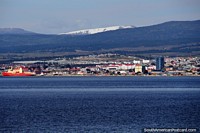 Versão maior do Punta Arenas e o Estreito de Magellan, viagem da Terra do Fogo.