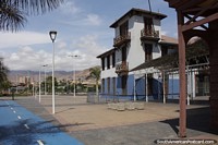 Edifícios históricos em Antofagasta entre o porto e a estação ferroviária. Chile, América do Sul.