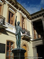 Estátua do escultor Eduardo Zuniga Erazo em Pasto. Colômbia, América do Sul.