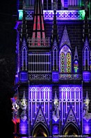 Larger version of 6:20pm and the light show at Las Lajas church is in full swing, fantastic!