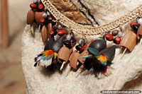 Collar de chaquira, hueso y plumas, museo en Mocagua, Leticia. Colombia, Sudamerica.