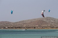 Kitesurfing in Cabo de la Vela where the wind is strong.