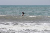 Learn surfing at Palomino Beach in Guajira.