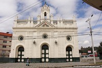 Big white church in Cuenca - Sacratisimo Corazon de Jesus. Ecuador, South America.
