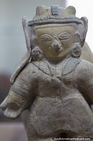 Jama tiene un museo que muestra un pequeño grupo de figuras de cerámica. Ecuador, Sudamerica.