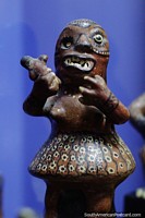 Ecuador Photo - Juri Juri Woman, ceramic, Archaeological museum, Puyo.