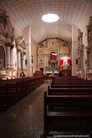 Convidei-me a fazer fotos dentro de Parroquia El Sagrario la Merced em Huanuco. Peru, América do Sul.