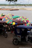 The market and street kitchen area along the banks of the Ucayali River in Pucallpa.