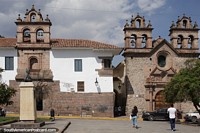 Palacio de las Nazarenas y Capilla de San Antonio Abad en Cusco.