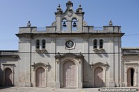 Santuario del Carmen (1848) en Carmelo, al lado está el Museo y Archivo Parroquial del Carmen. Uruguay, Sudamerica.