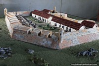 Modelo em miniatura de fortaleza de San Jose (1725) localizado perto de Montevidéo, fortaleza de Santa Teresa, Punta do Diablo. Uruguai, América do Sul.