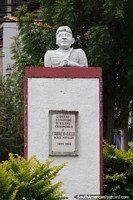 Fabricio Ojeda (1929-1966), journalist, politician, military, bust in Bocono.