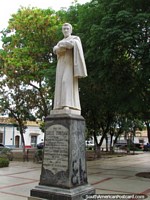 Estátua de Carlos Zubillaga na sua praça pública em Carora. Venezuela, América do Sul.
