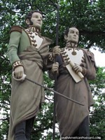 Estátuas dos generais Simon Bolivar e Antonio Jose de Sucre em San Felipe. Venezuela, América do Sul.