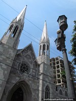 Igreja gótica com 2 torres em Barquisimeto. Venezuela, América do Sul.