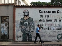Velho mural de parede de Che Guevara em Acarigua. Venezuela, América do Sul.