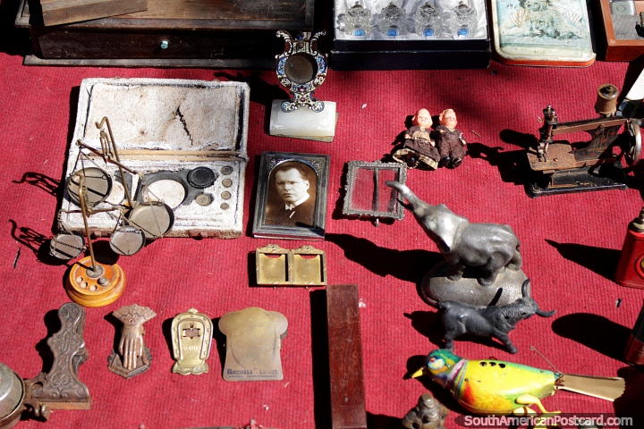 Antique bits and pieces, find unique items at the La Feria Tristan Narvaja market in Montevideo. (720x480px). Uruguay, South America.
