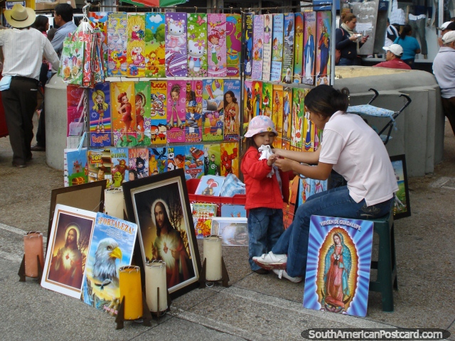 Quadros de crianas de venda em Praa Bolivar em Mrida. (640x480px). Venezuela, Amrica do Sul.