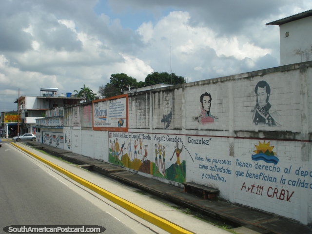 Simon Bolivar and another figure wall art between Merida and Maracaibo. (640x480px). Venezuela, South America.