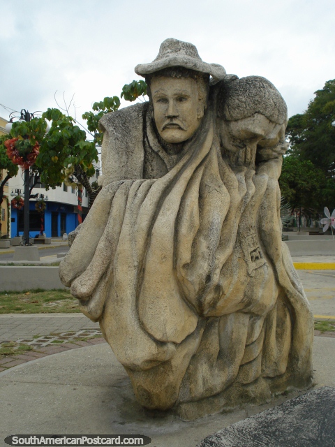 Homem com monumento de chapéu feito de pedra em Porto Cabello. (480x640px). Venezuela, América do Sul.