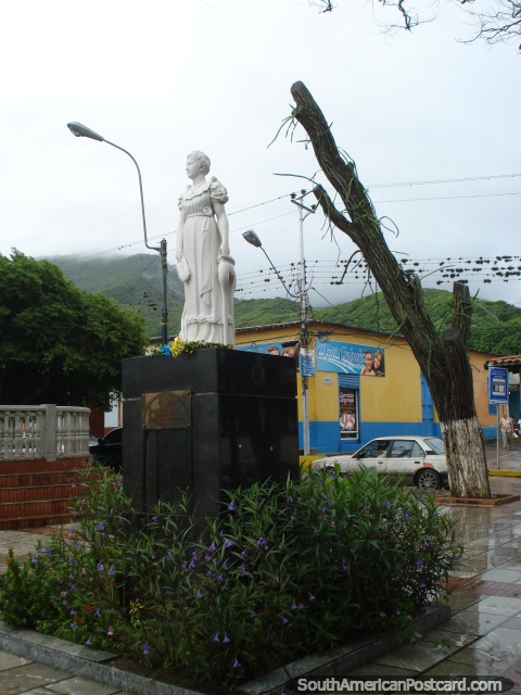 Luisa Caceres de Arismendi (1799-1866) statue in Plaza Bolivar in La Asuncion, Isla Margarita. (480x640px). Venezuela, South America.