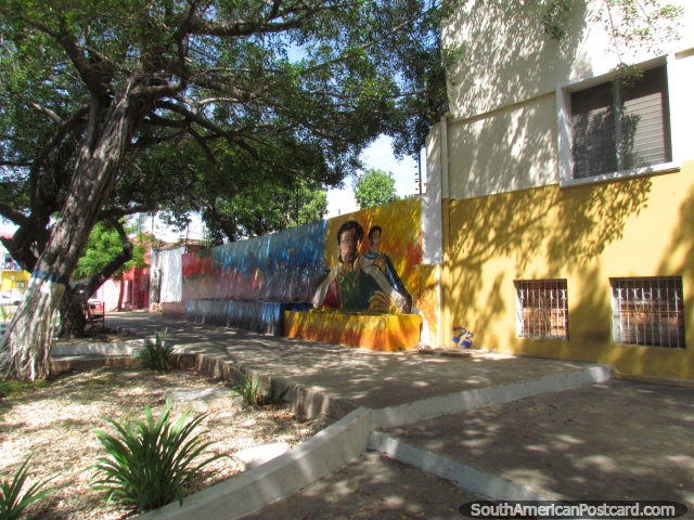 Plaza Antonio Jose de Sucre in Maracaibo with wall mural in red, blue, green and yellow. (640x480px). Venezuela, South America.