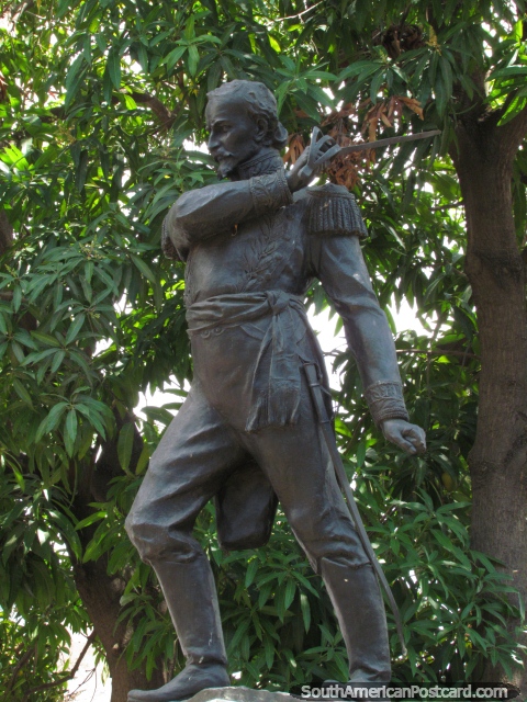 El General Pedro Maria Freites (1790-1817) estatua en Casa Fuerte en Barcelona. (480x640px). Venezuela, Sudamerica.