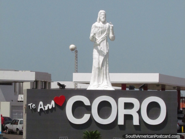 Sea bienvenido a Coro, nombre completo Santa Ana de Coro, estatua de Jess blanca. (640x480px). Venezuela, Sudamerica.