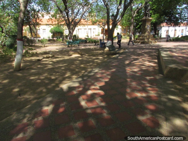 Praça Bolivar em Coro, uma visita para causa de tempos antigos. (640x480px). Venezuela, América do Sul.